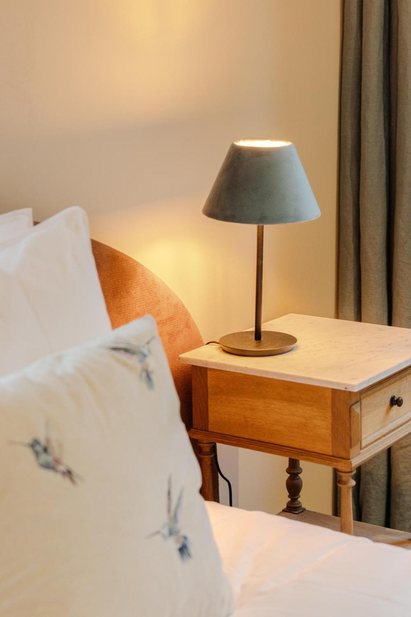Hotel Bent Ойстервейк Экстерьер фото