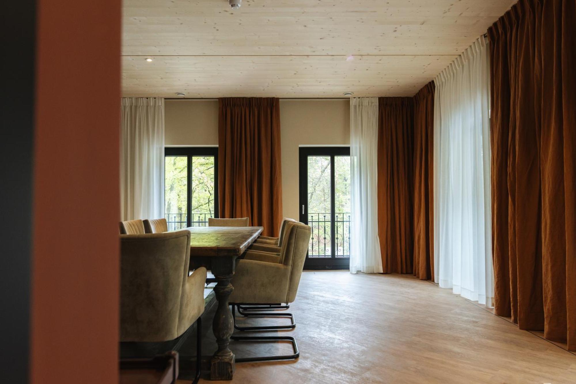 Hotel Bent Ойстервейк Экстерьер фото